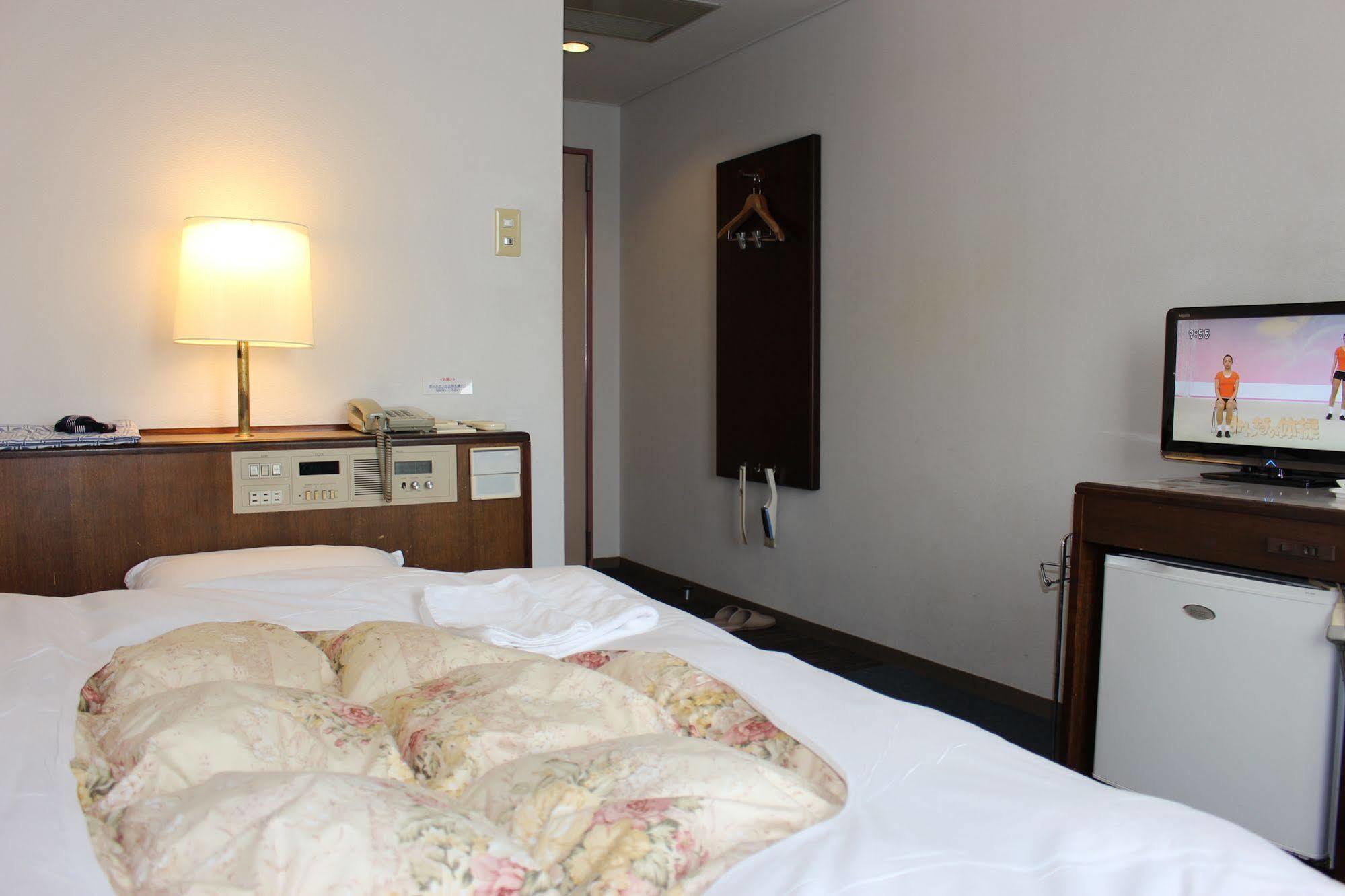 Hotel Higashihiroshima Hills Saijo Extérieur photo