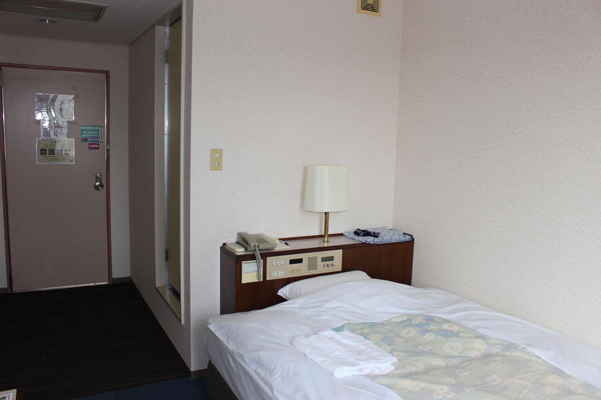 Hotel Higashihiroshima Hills Saijo Extérieur photo